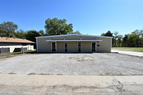 Multi-Suite Flex Building