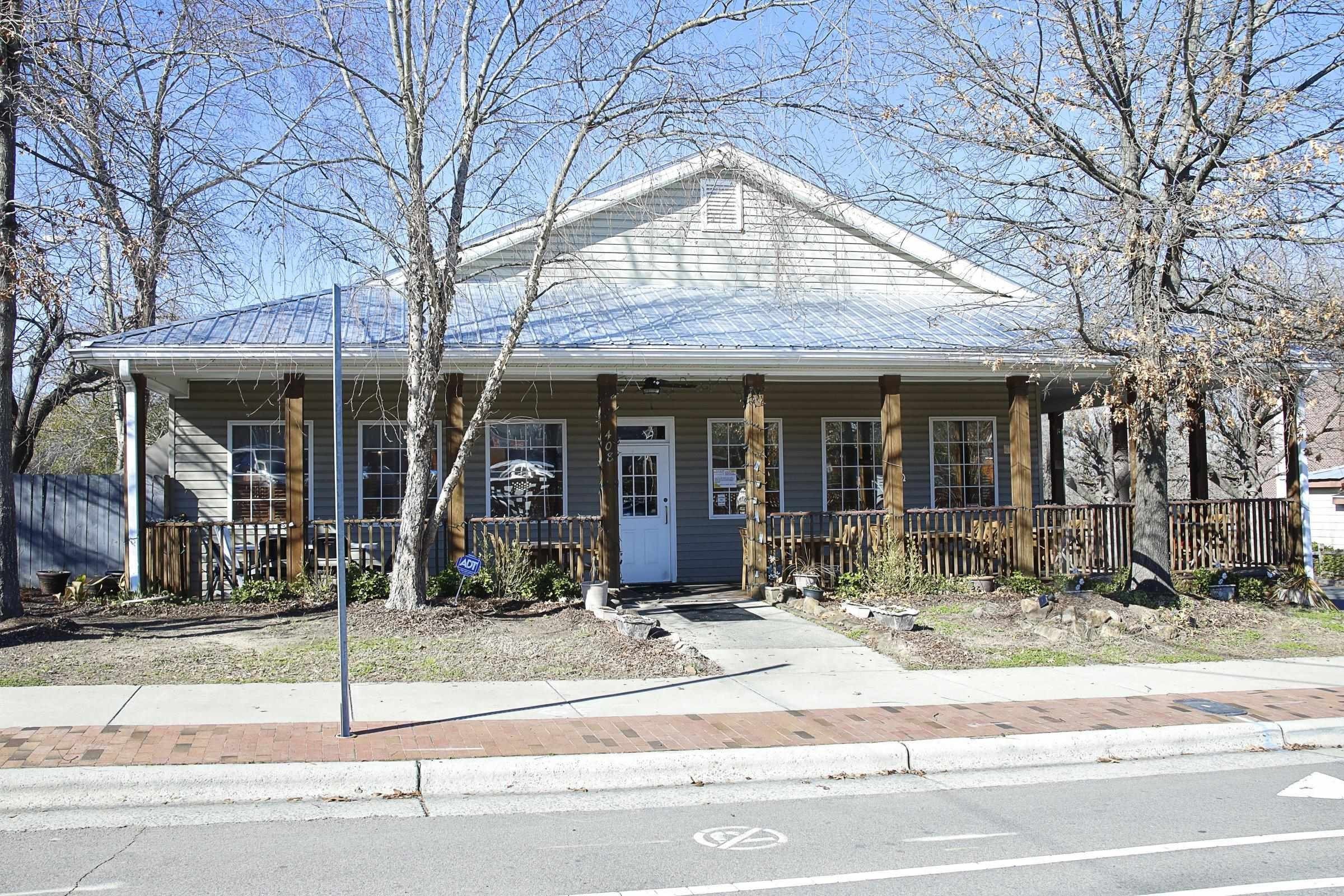 Chapel Hill Restaurant Building