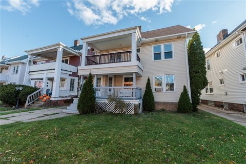 Lakewood Duplex with Income Potential