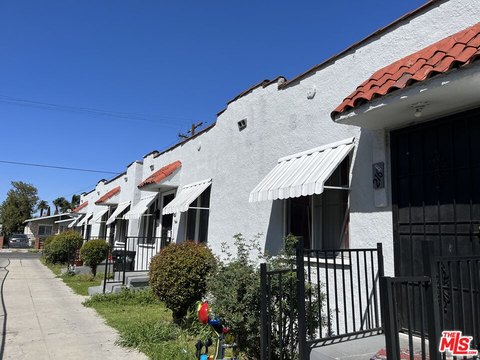 Los Angeles Four-Unit Bungalow