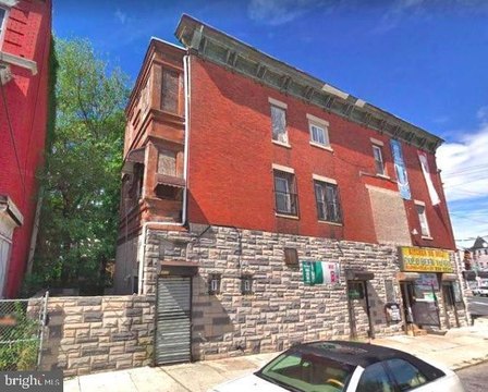 Restaurant/Deli Business & Real Estate