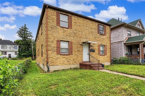 Brick Quadplex with Laundry