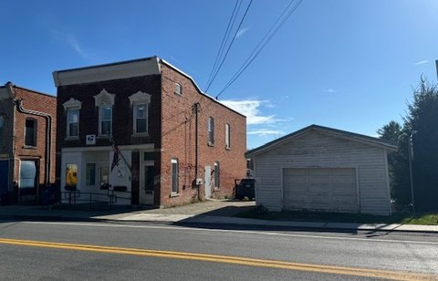 Mixed-Use Investment Property with USPS