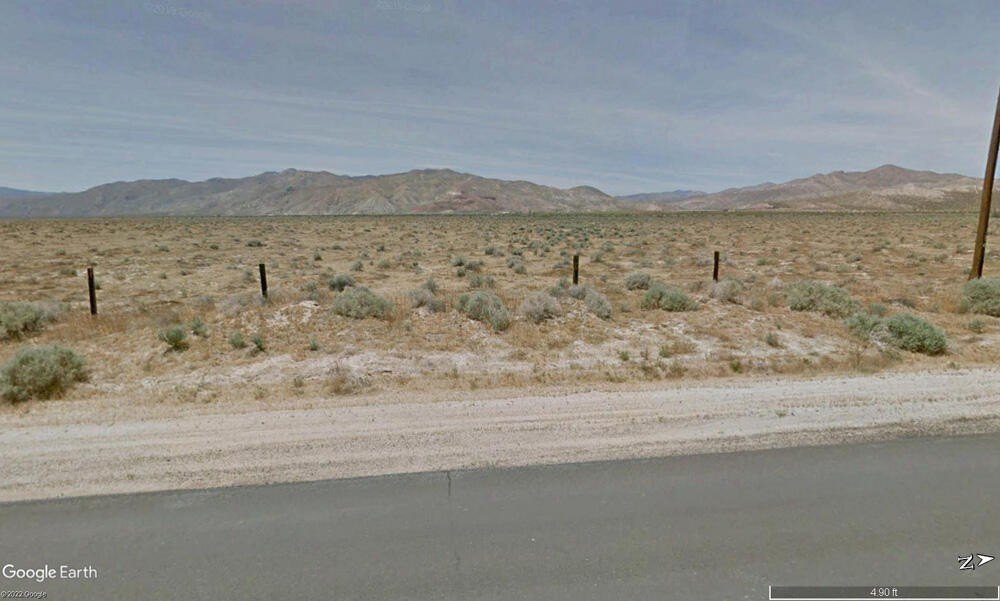 Land Near Cantil Train Track