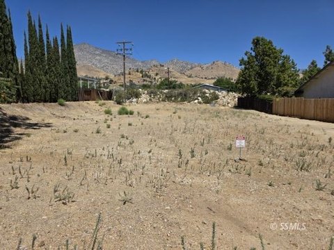 LAND - Wofford Heights, CA