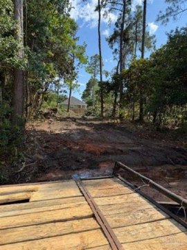 Residential Land in Gulf Breeze