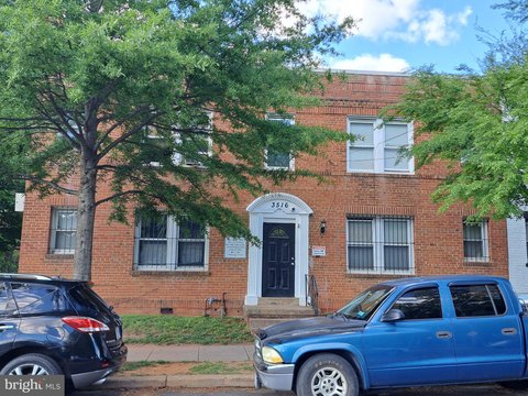 Brick Four-Unit Quadplex