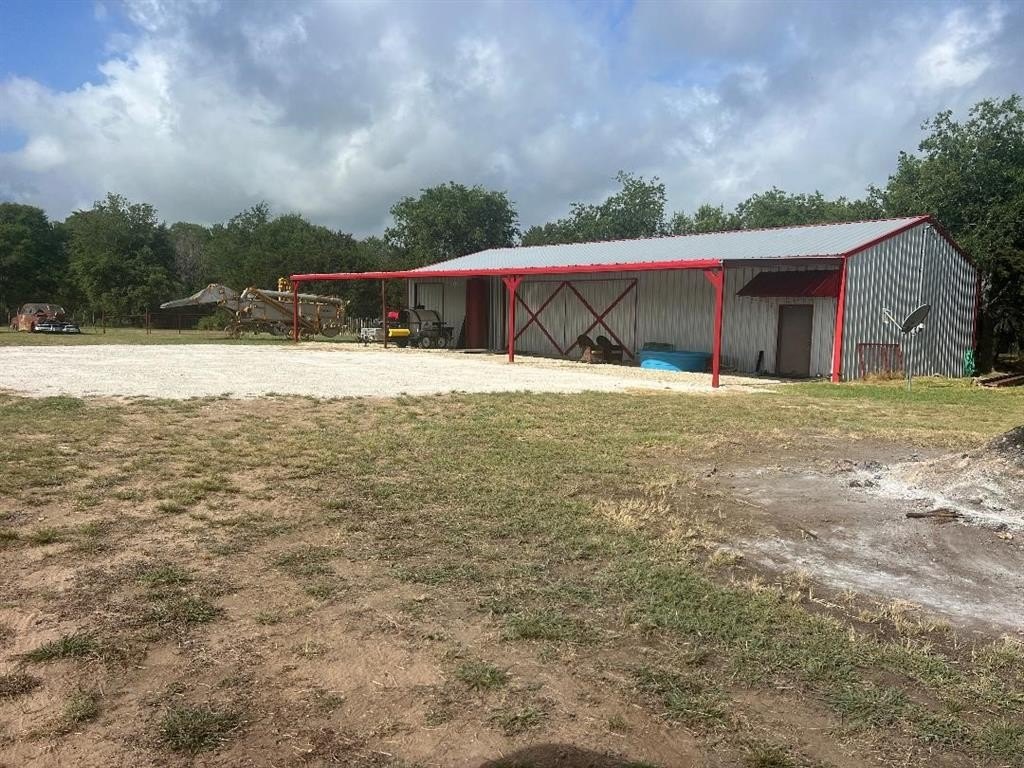 Barndominium on 10+ Acres