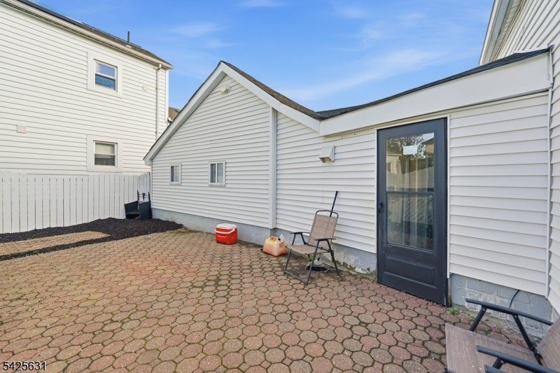 Picture 37