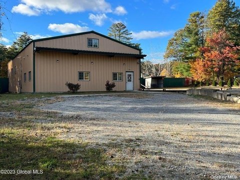 Established Salvage Yard on 10+ Acres