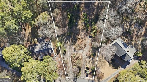 Residential Land in Desirable Neighborhood