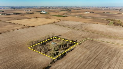 Wooded Lot Near Rochester
