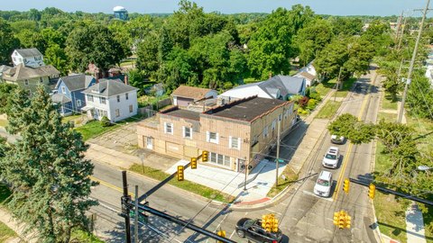 Multi-Use Corner Property in Jackson