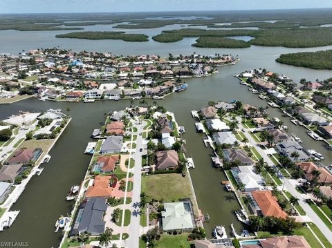Land, MARCO ISLAND, FL