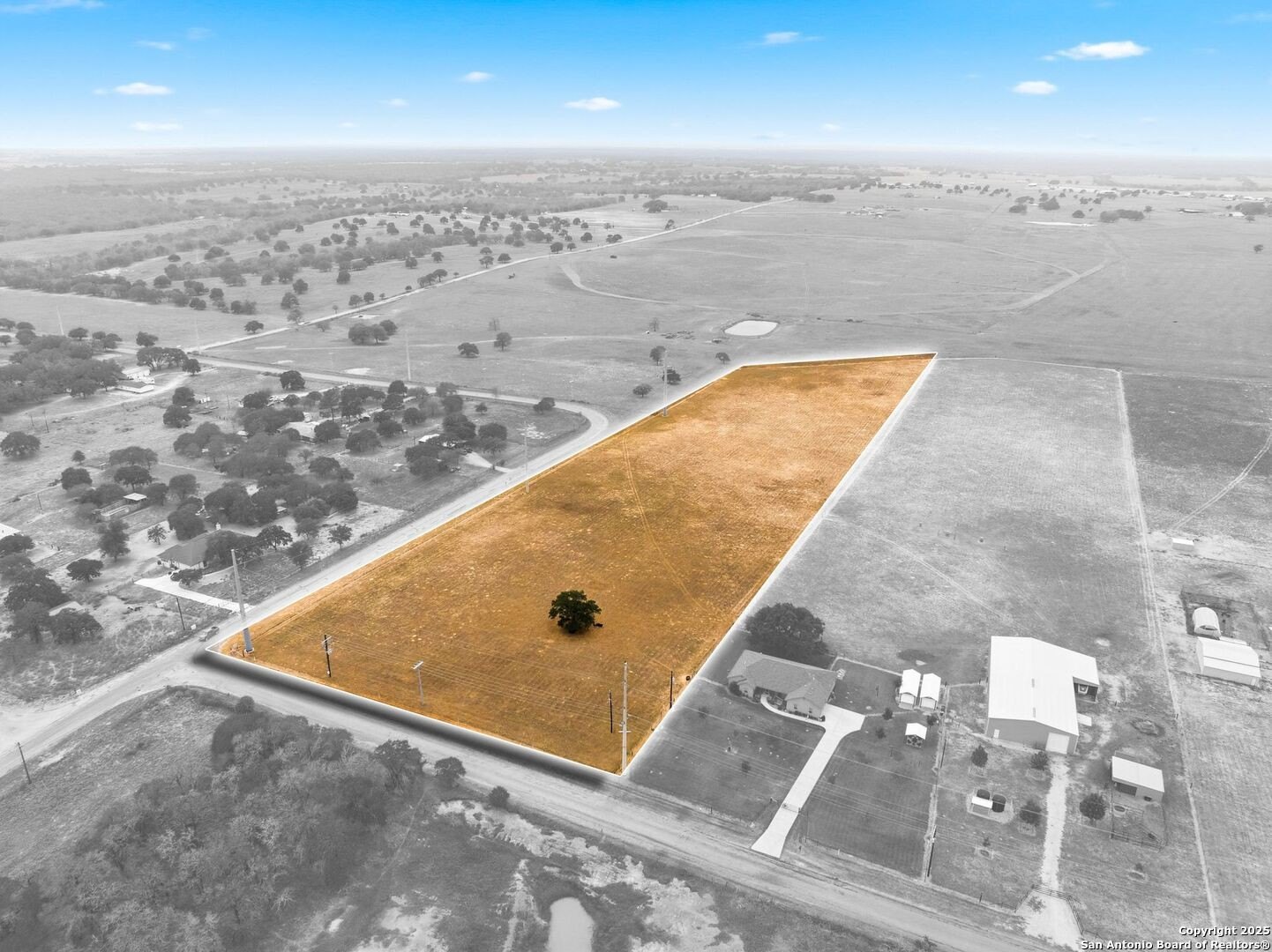 La Vernia Acreage Opportunity