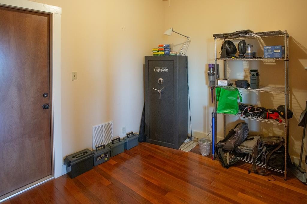 Picture 36