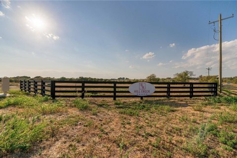 LAND - Hillsboro, TX