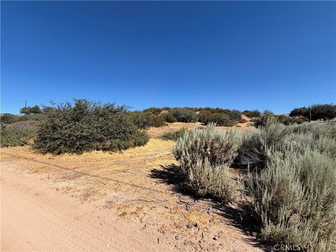 Ranch-Style Residential Land Parcel