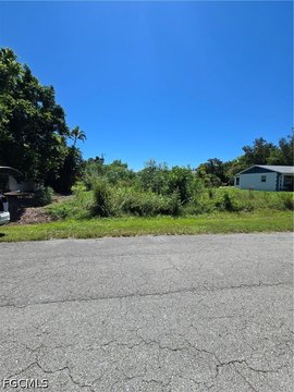Land, Bokeelia, FL