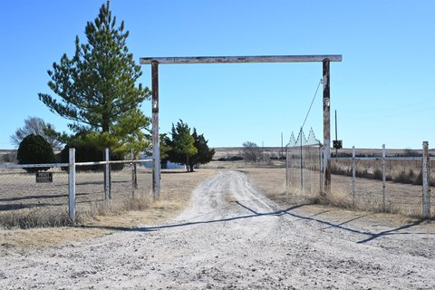 LAND, Gage, OK