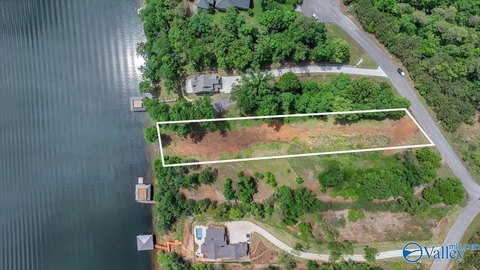 Lake Guntersville Waterfront Lot