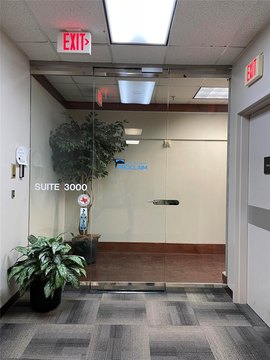 Multi-Use Office and Medical Suites