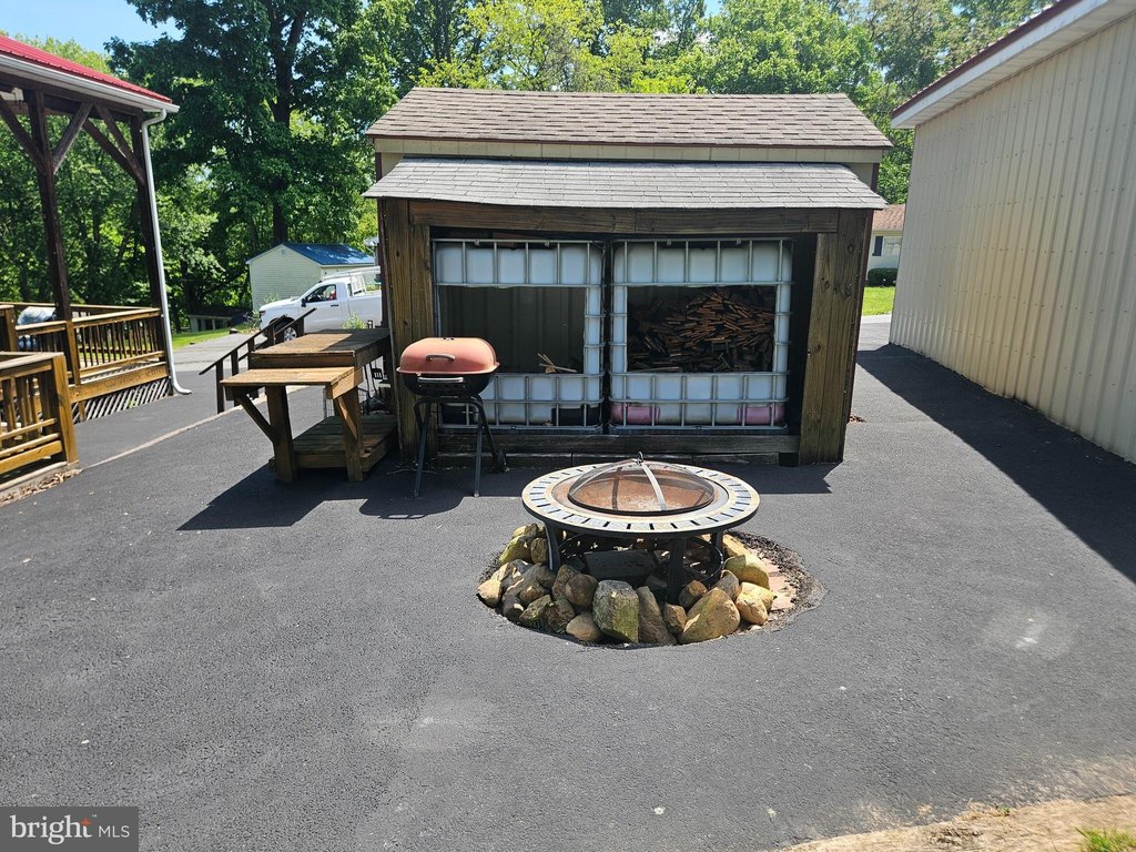 Picture 19