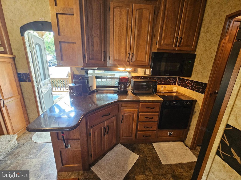 Picture 33