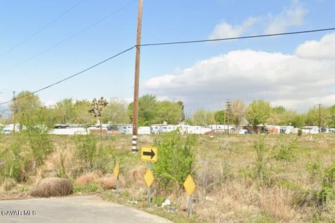 LAND - Lancaster, CA