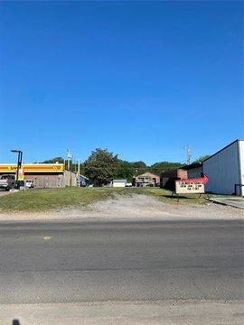 Prime Commercial Land Opportunity