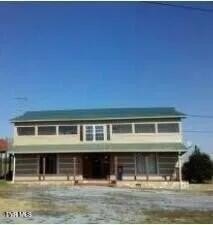 Bulls Gap Mixed-Use Property