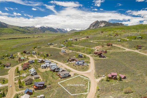Oversized Homesite with Mountain Views