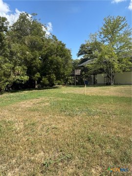 Waterfront Lot on Guadalupe River