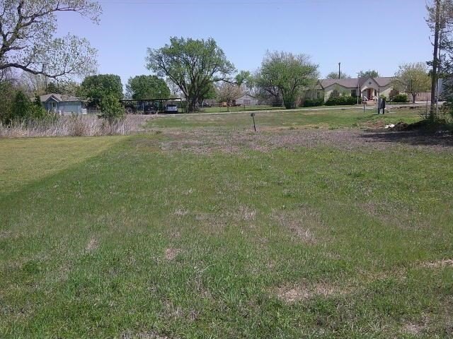 Residential Land in Apache, OK