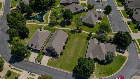 LAND - Broken Arrow, OK