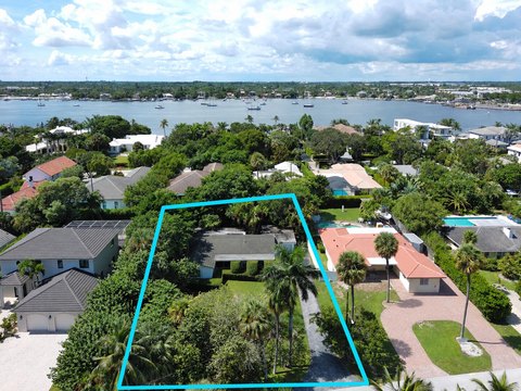 Land & Docks, Lantana, FL