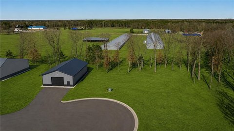 Insulated Pole Building with Garage Door