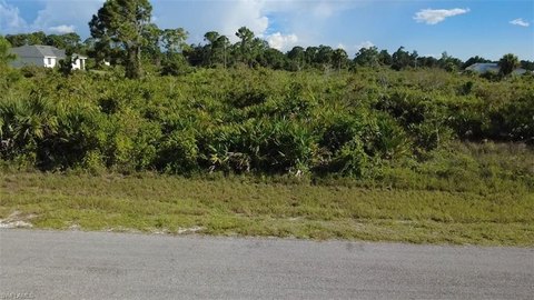 Residential Land in Lehigh Acres