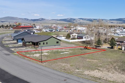 Residential Lot in Deer Lodge