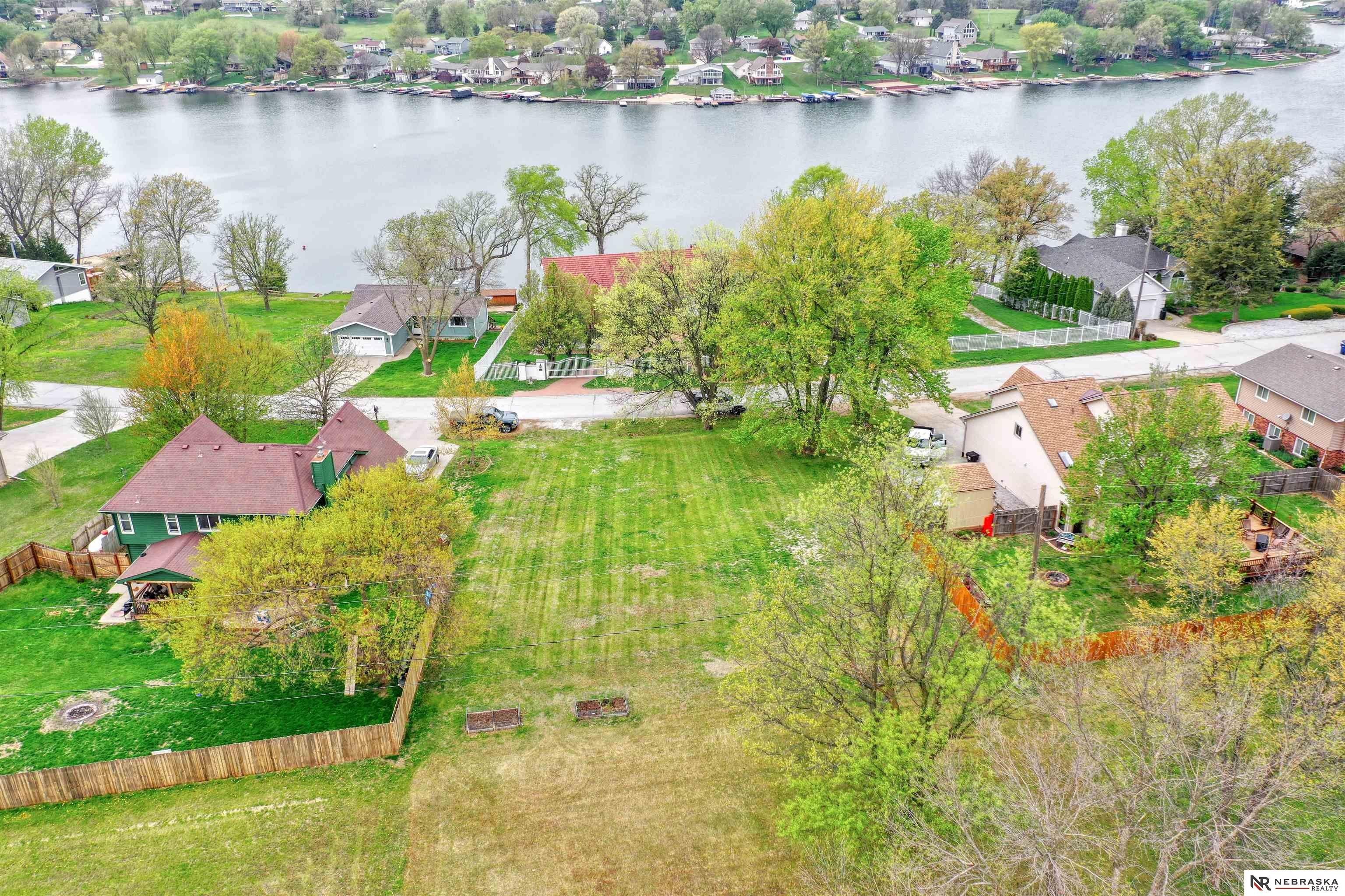 Beaver Lake B Lot