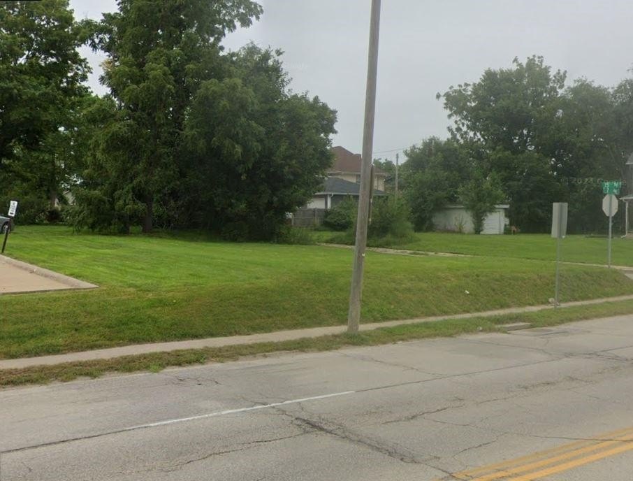 Commercial Property in High-Traffic Area