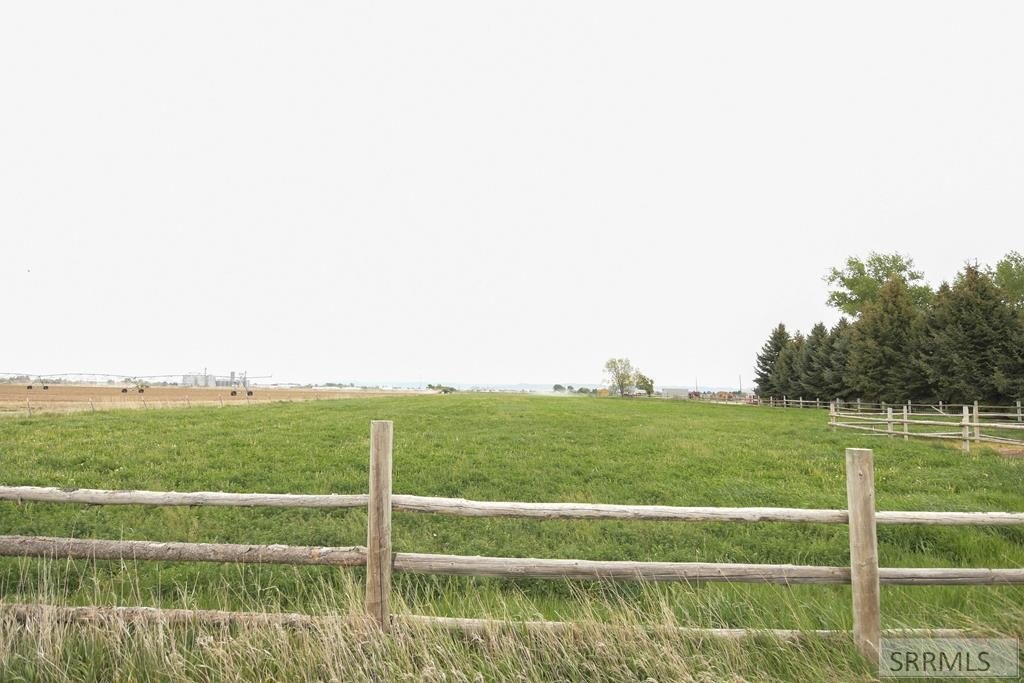 Residential Land in Riverside Community