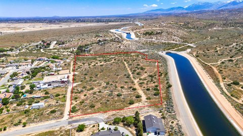 Palmdale Land with Mountain Views