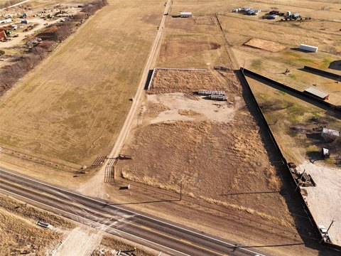 Commercial Land with High Visibility