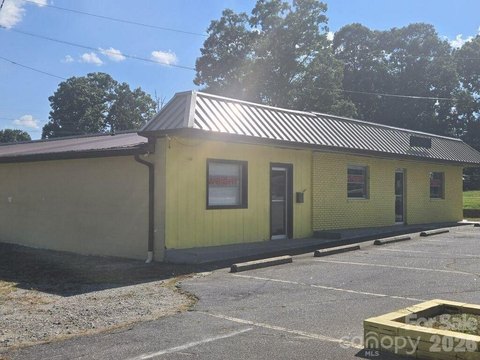 Industrial Flex Property with Highway Frontage