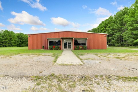 Versatile Commercial Property on 6+ Acres
