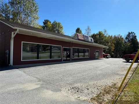 Hendersonville Commercial Property For Sale