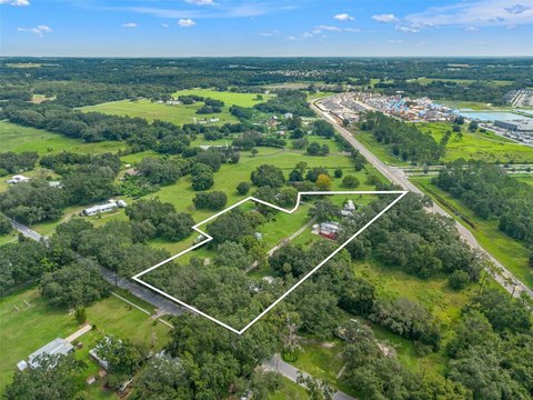 Commercial Land Near Major Anchors