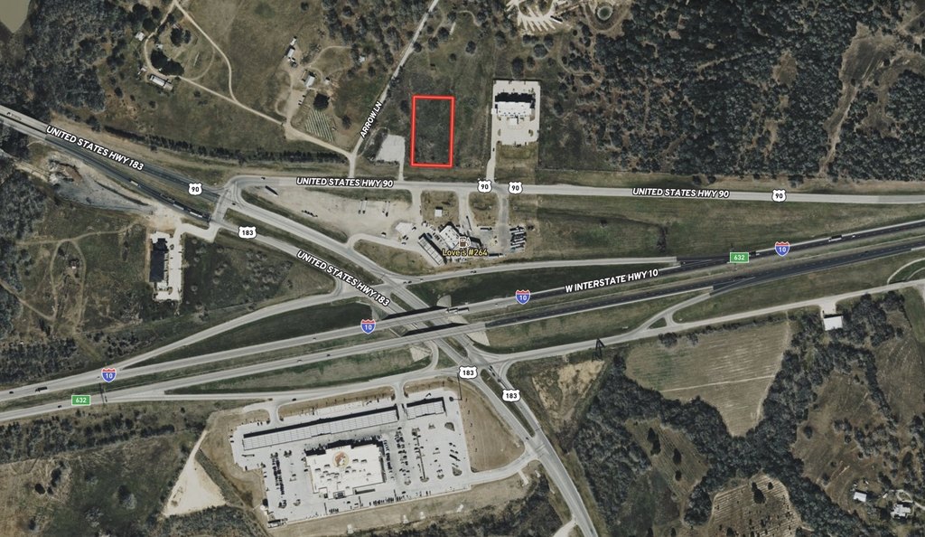 Hwy 90, Luling, TX 78648