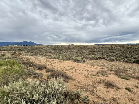 LAND - El Prado, NM